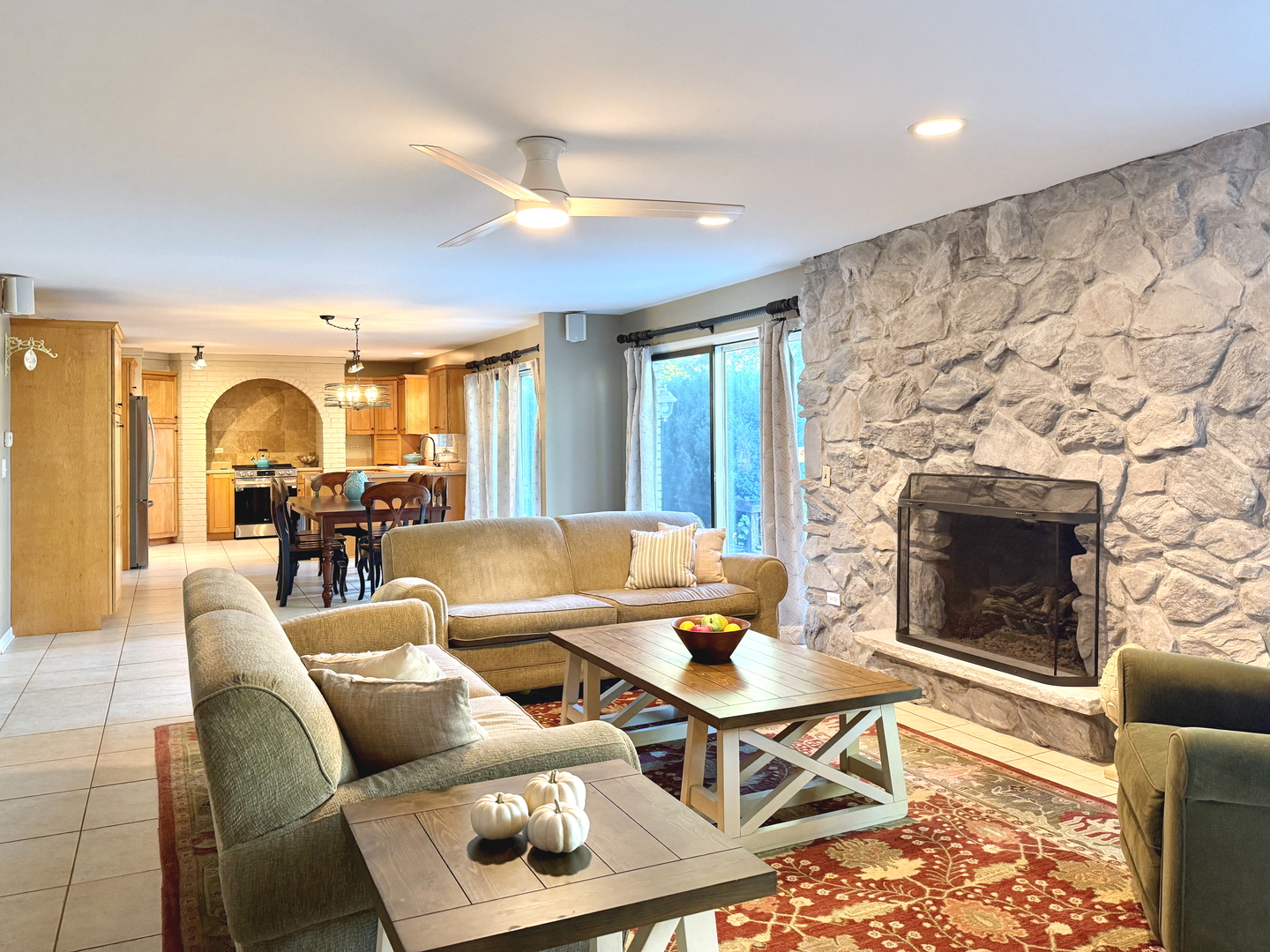 842 Winmoor Drive, Sleepy Hollow, IL 60118