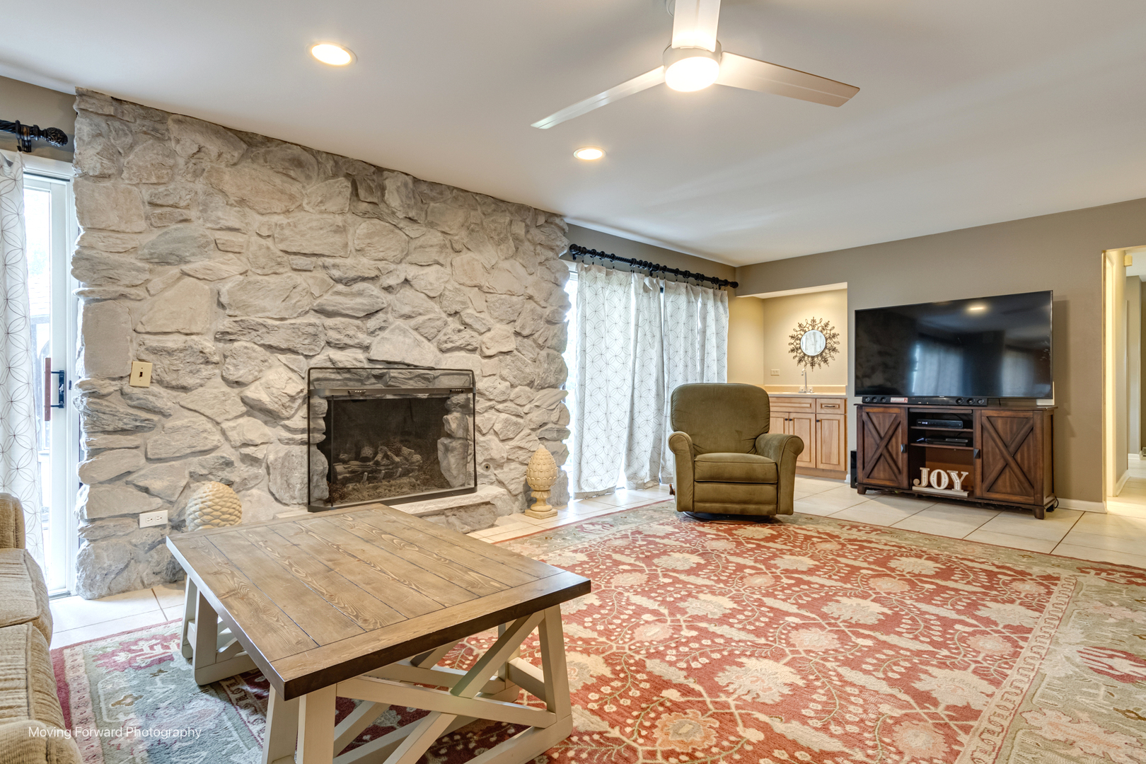 842 Winmoor Drive, Sleepy Hollow, IL 60118
