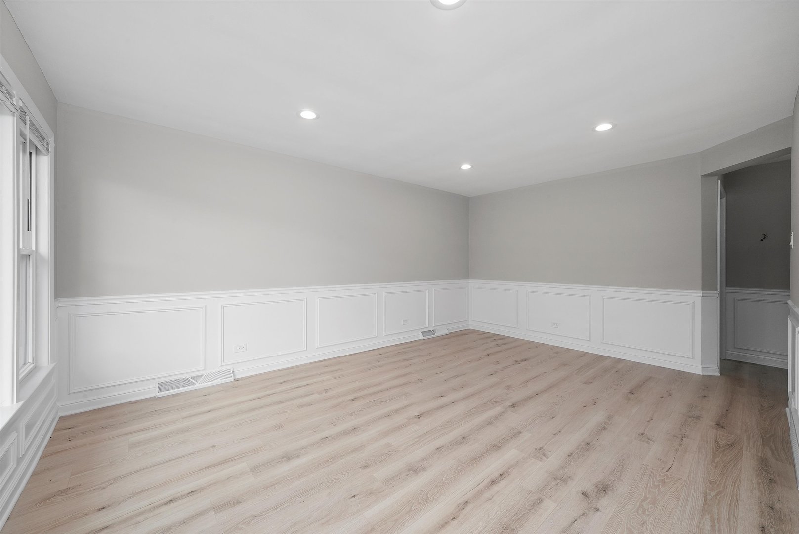 62 E 144th Street, Riverdale, IL 60827