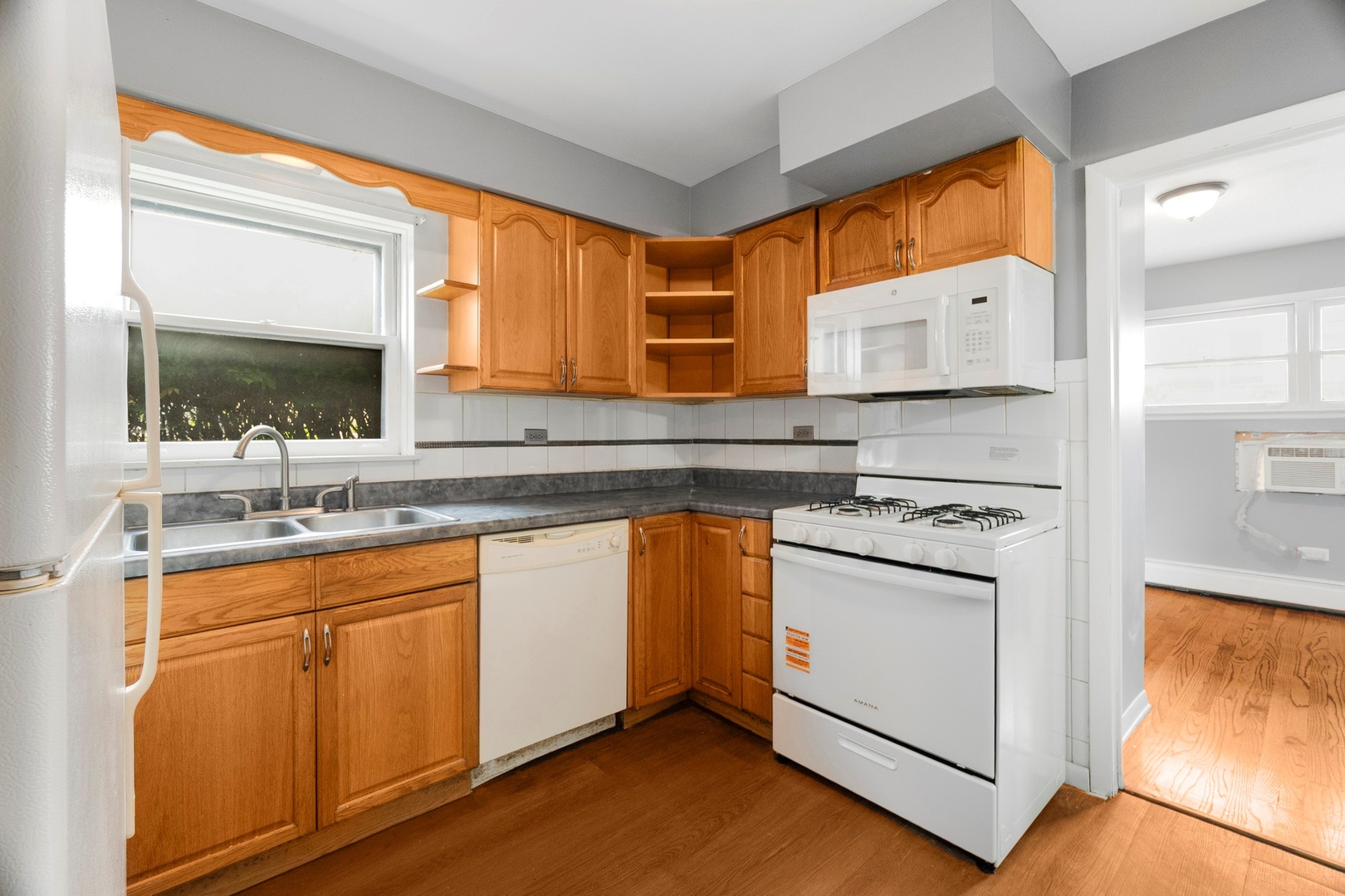 41 King Arthur Court #1, Northlake, IL 60164