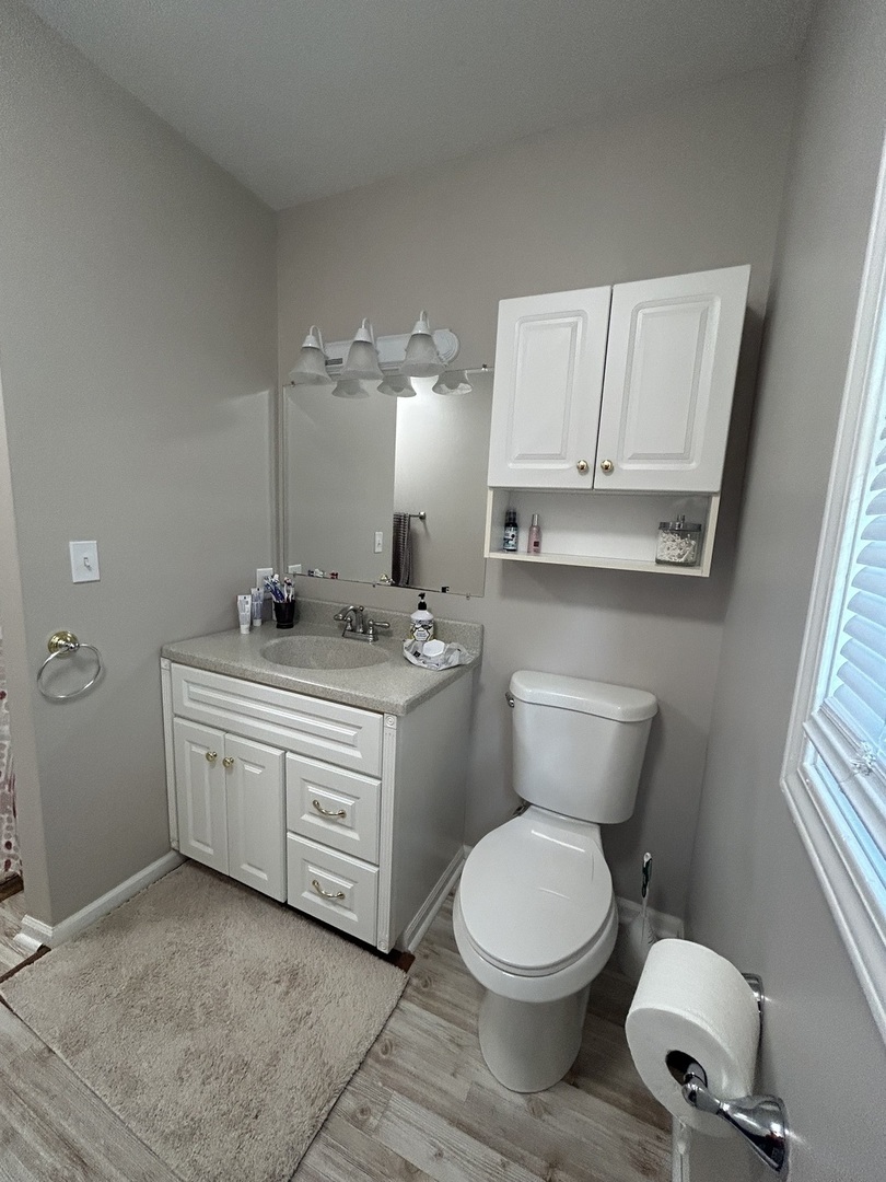 354 Millard Avenue, Crystal Lake, IL 60014