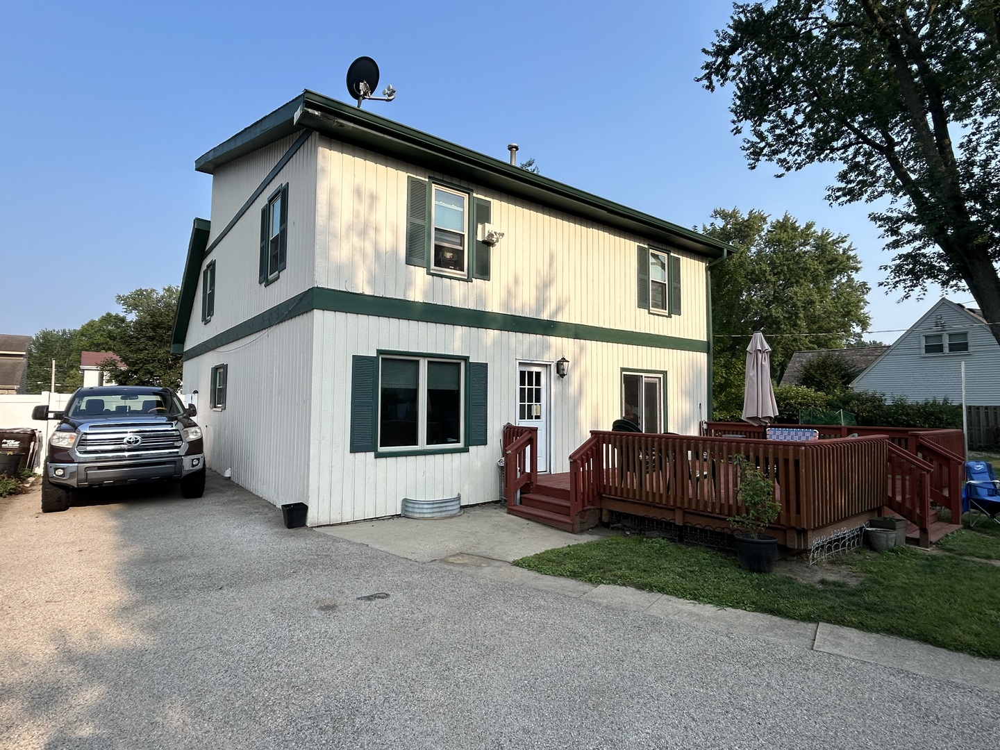 354 Millard Avenue, Crystal Lake, IL 60014