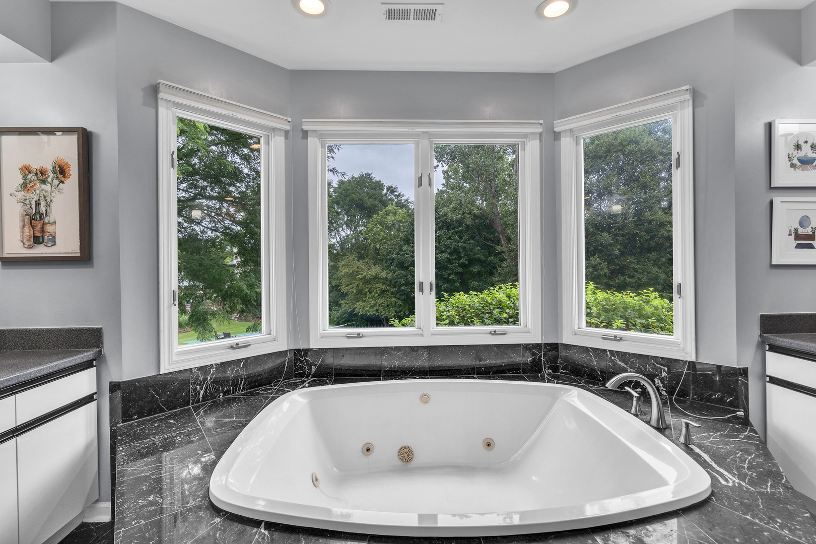 321 Foxford Drive, Buffalo Grove, IL 60089