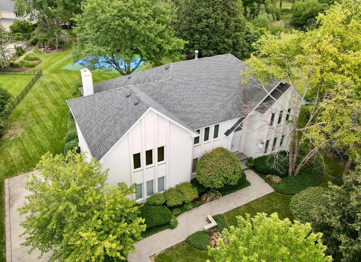 321 Foxford Drive, Buffalo Grove, IL 60089