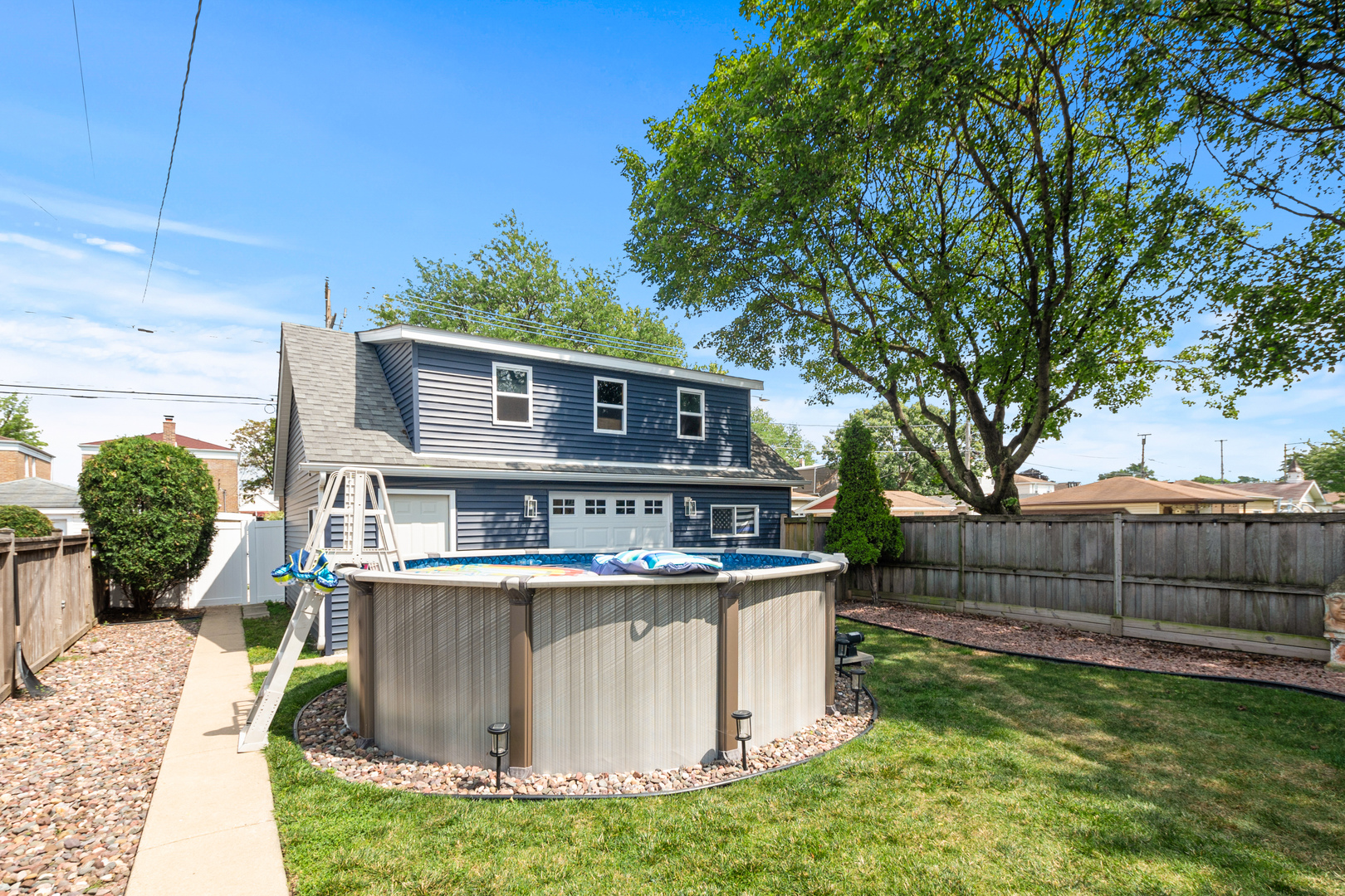 5659 S Oak Park Avenue, Chicago, IL 60638