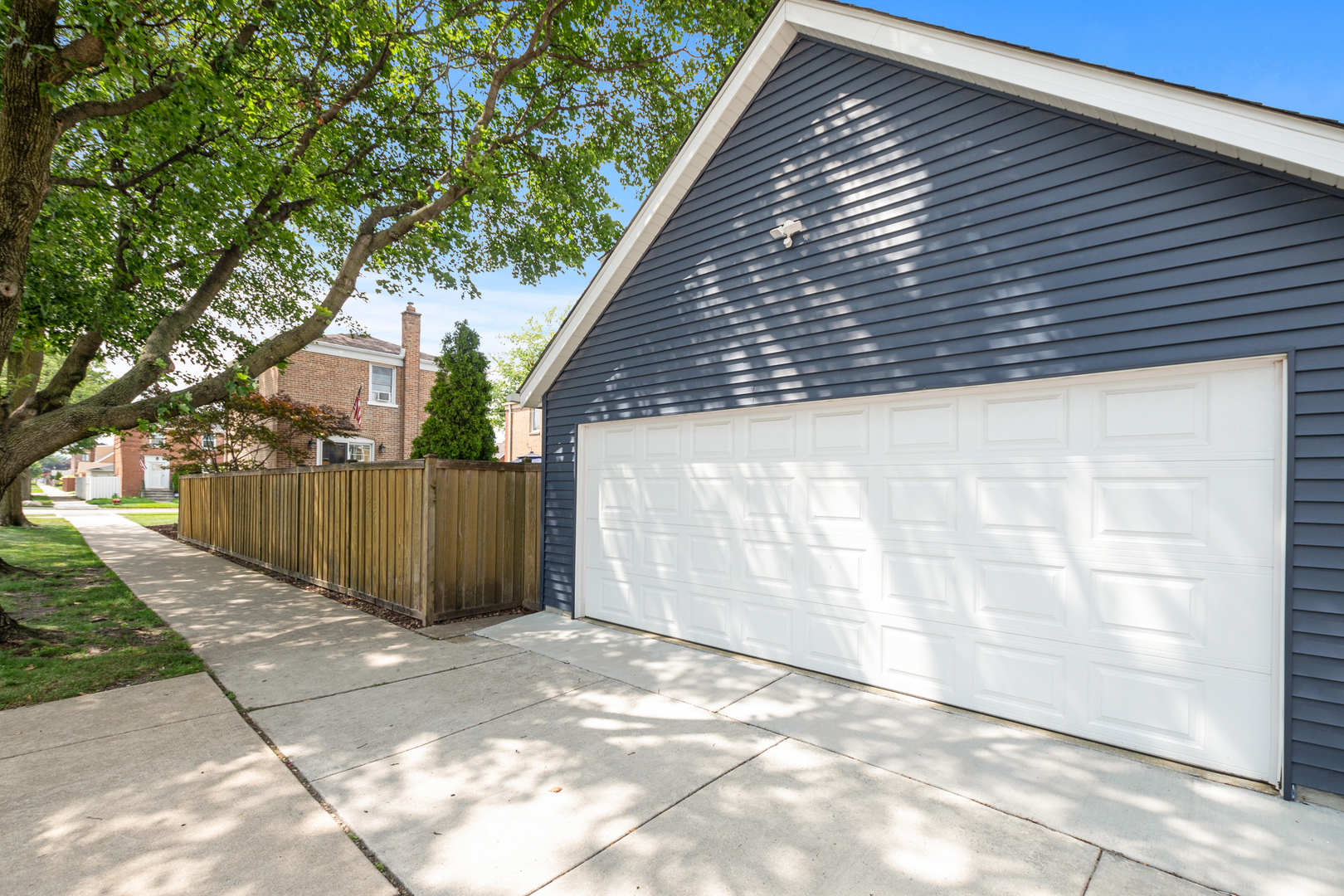 5659 S Oak Park Avenue, Chicago, IL 60638