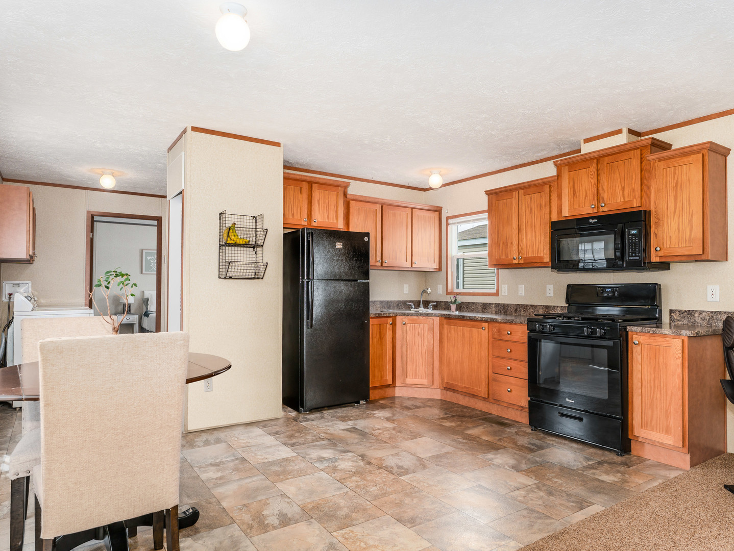 1336 Lauren Drive, Sandwich, IL 60548