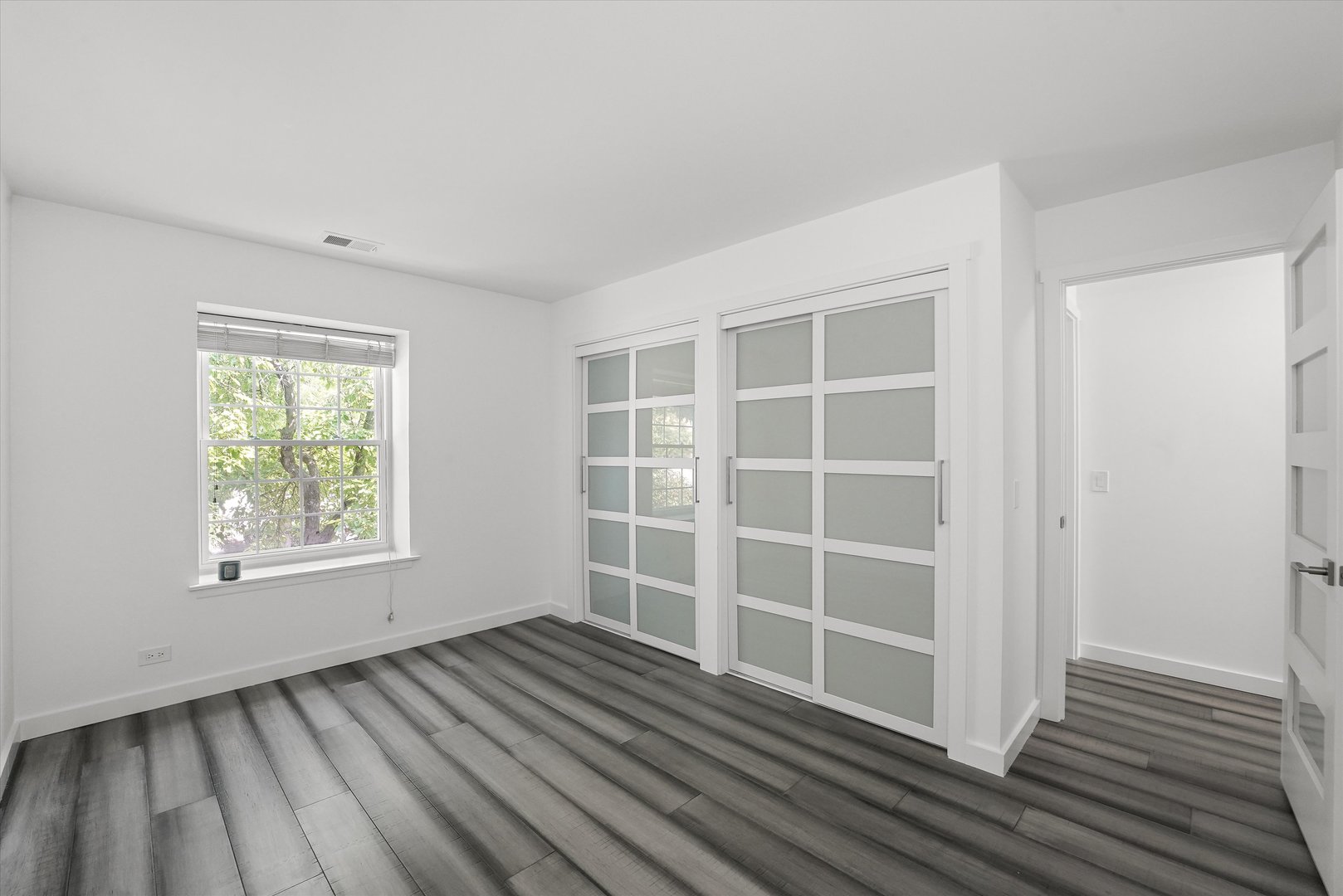125 CLEVELAND Court #M2, Schaumburg, IL 60193