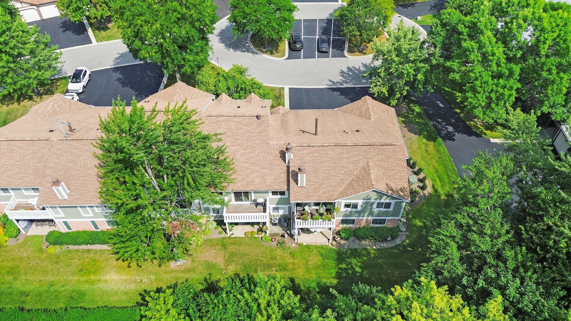 125 CLEVELAND Court #M2, Schaumburg, IL 60193