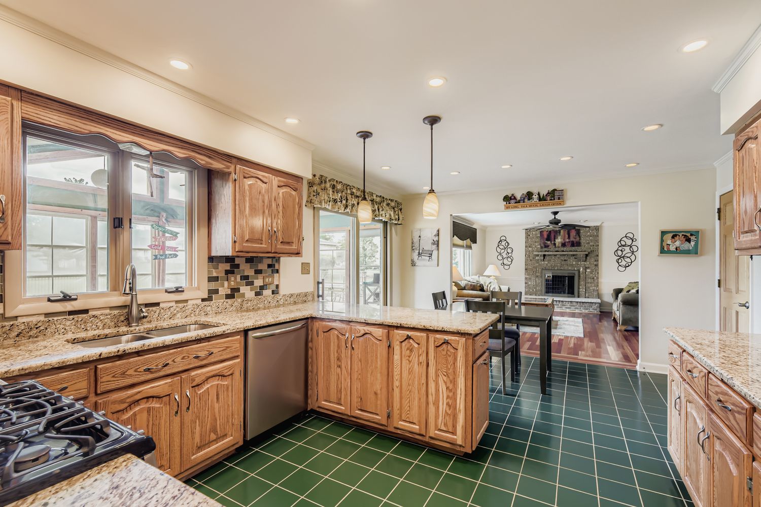 9301 Birch Avenue, Mokena, IL 60448