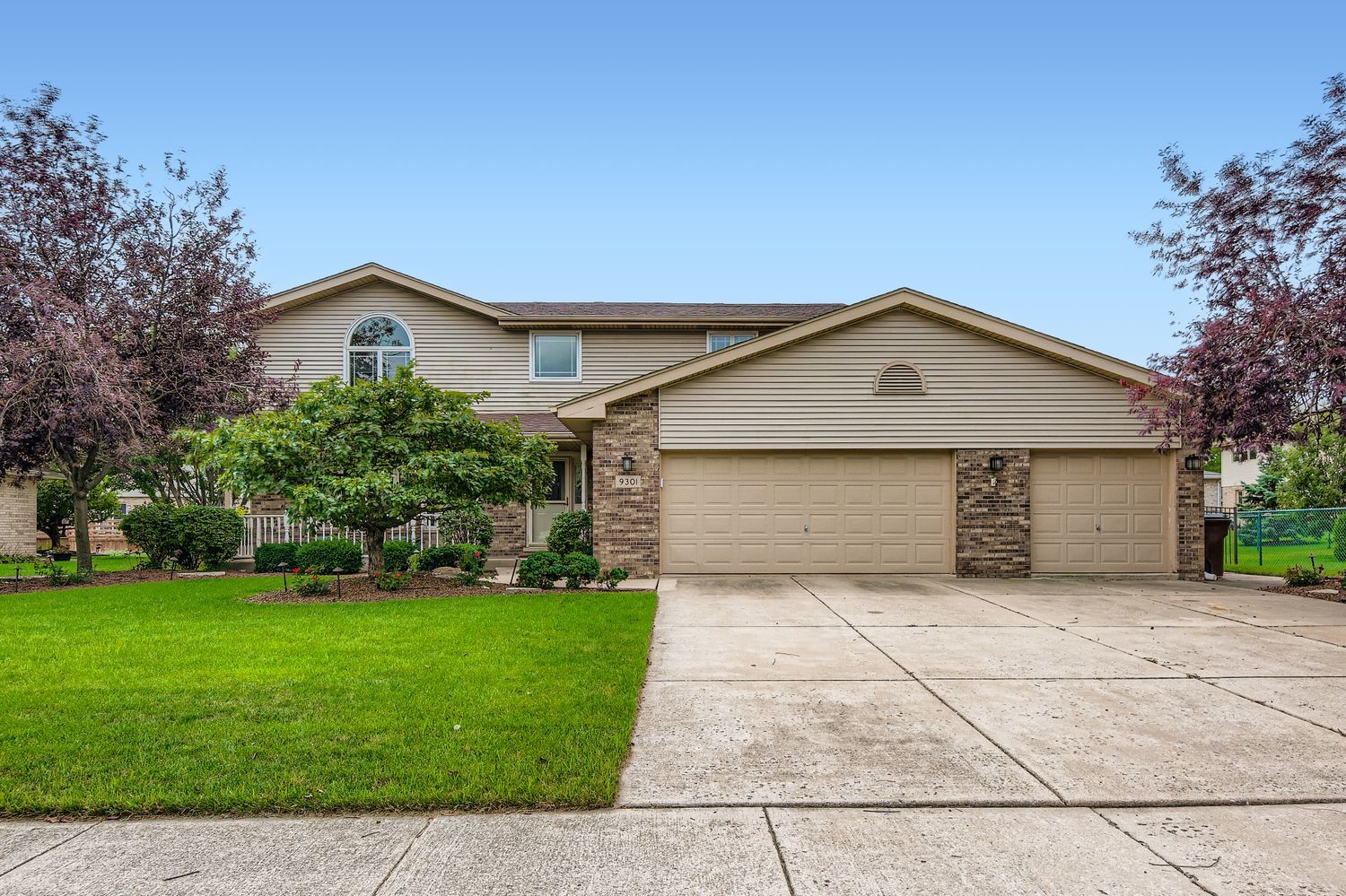 9301 Birch Avenue, Mokena, IL 60448