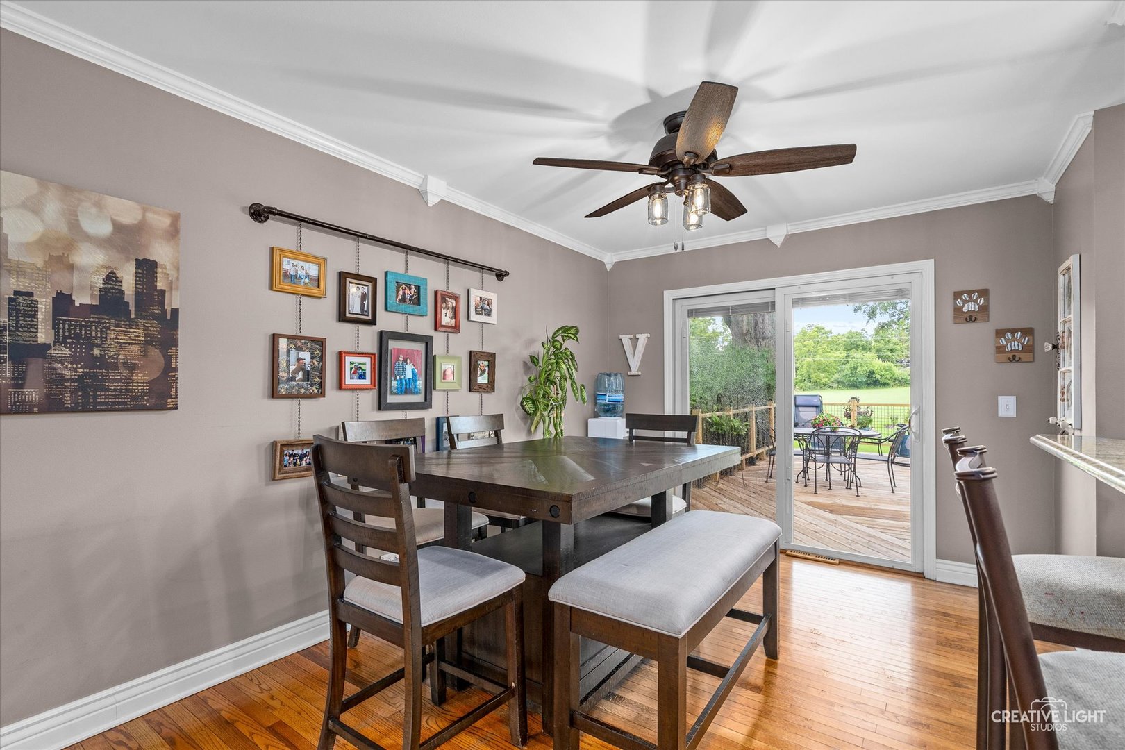 6N162 Far View Court, St. Charles, IL 60175