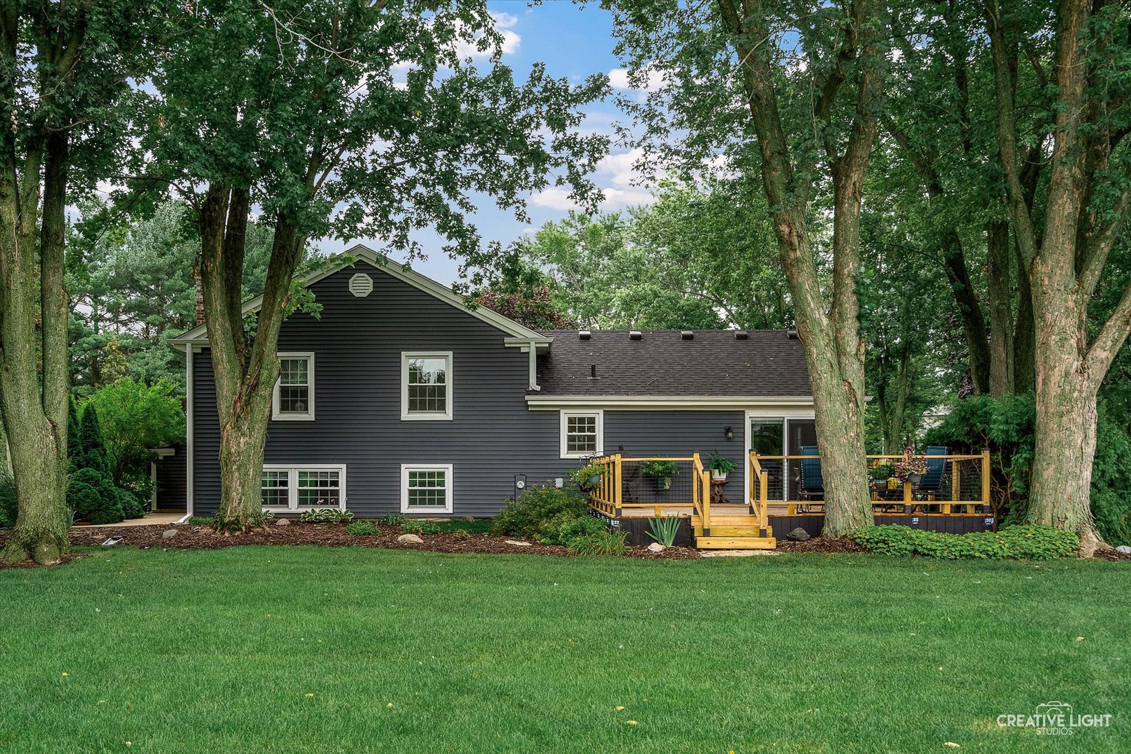 6N162 Far View Court, St. Charles, IL 60175