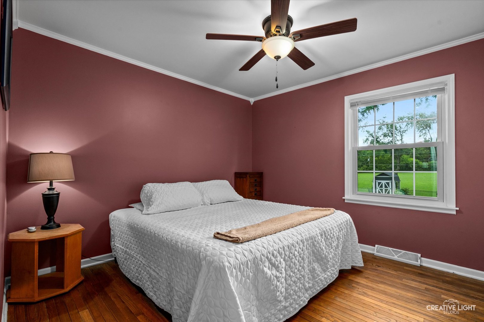 6N162 Far View Court, St. Charles, IL 60175