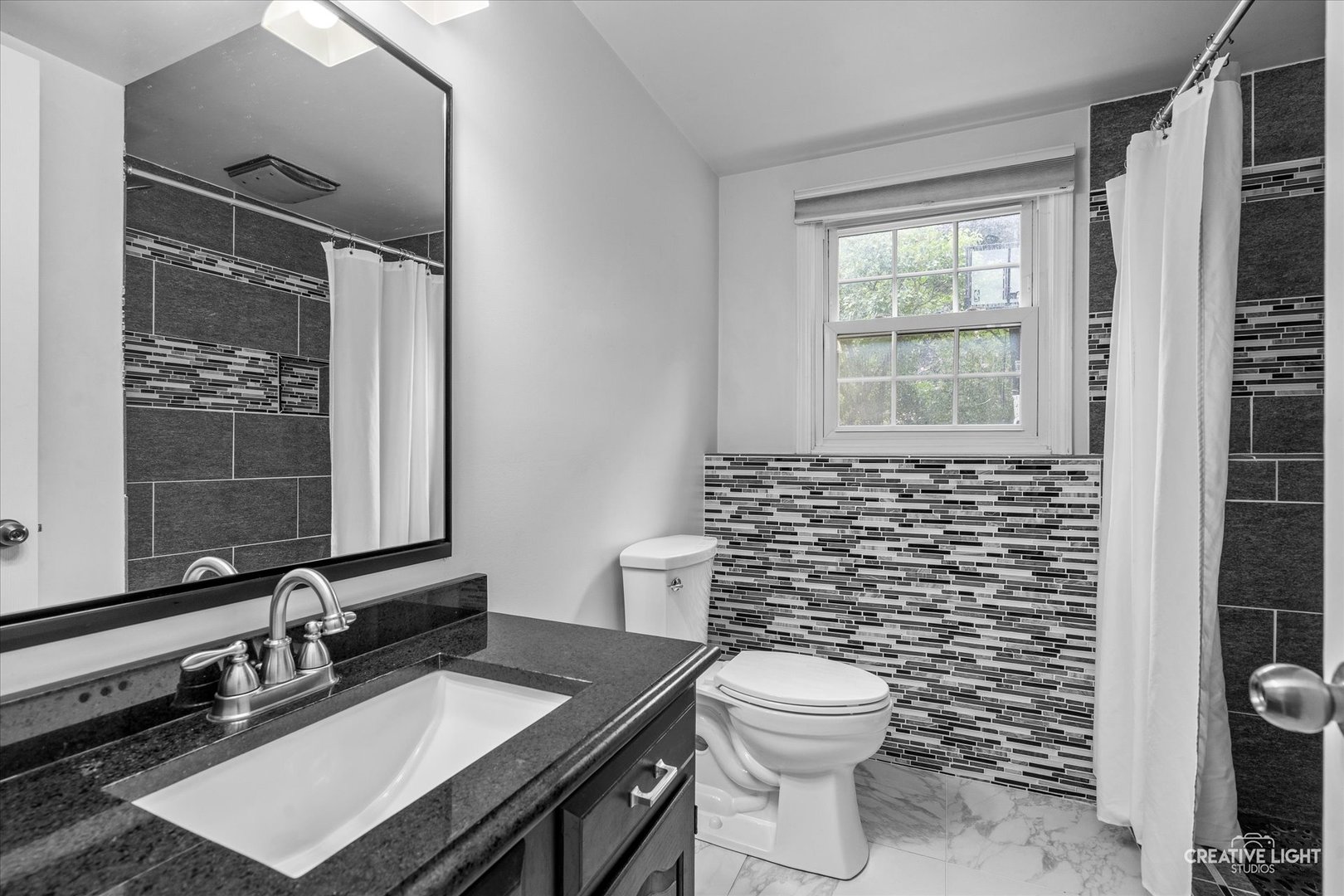 6N162 Far View Court, St. Charles, IL 60175