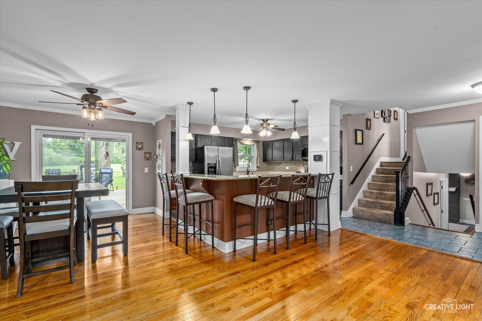 6N162 Far View Court, St. Charles, IL 60175