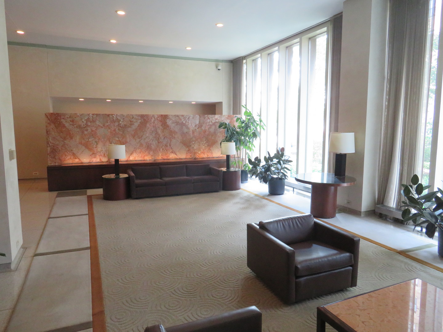 3550 N Lake Shore Drive #413, Chicago, IL 60657