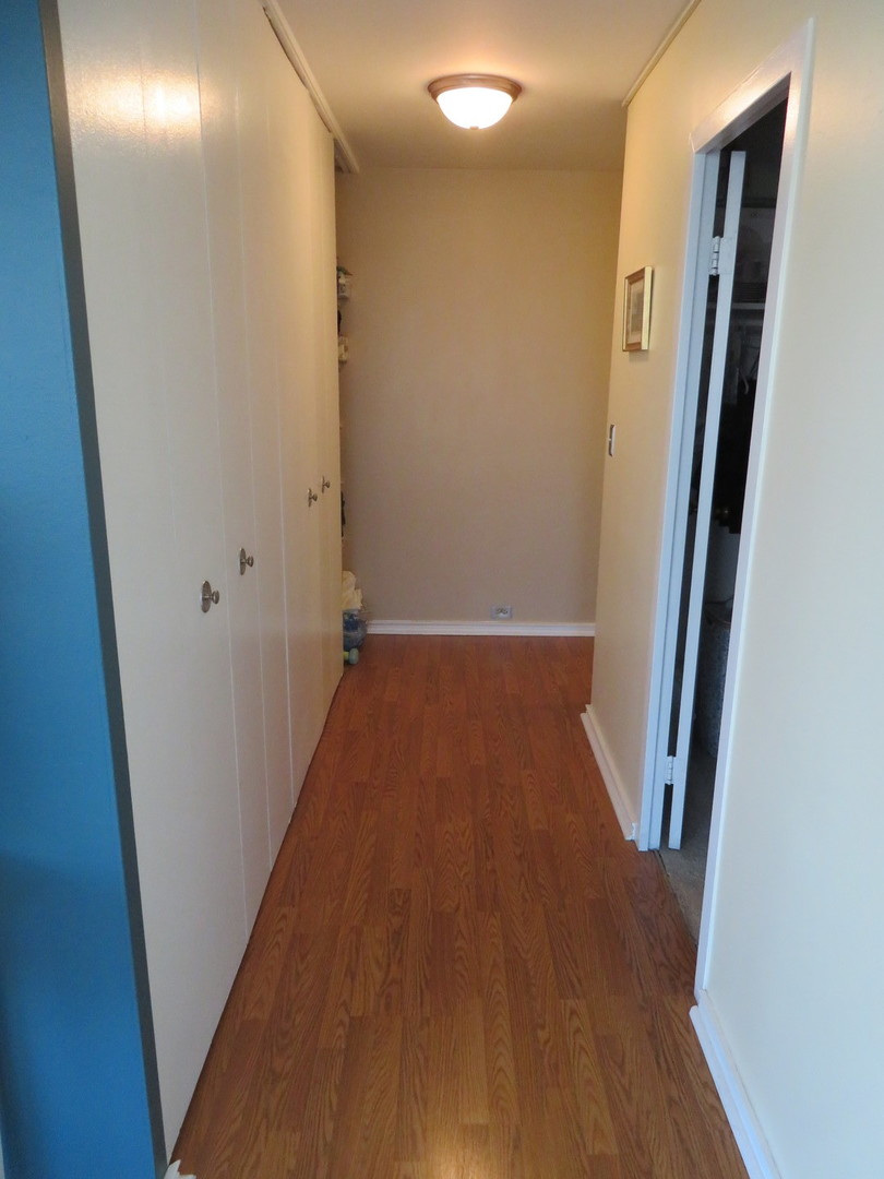 3550 N Lake Shore Drive #413, Chicago, IL 60657