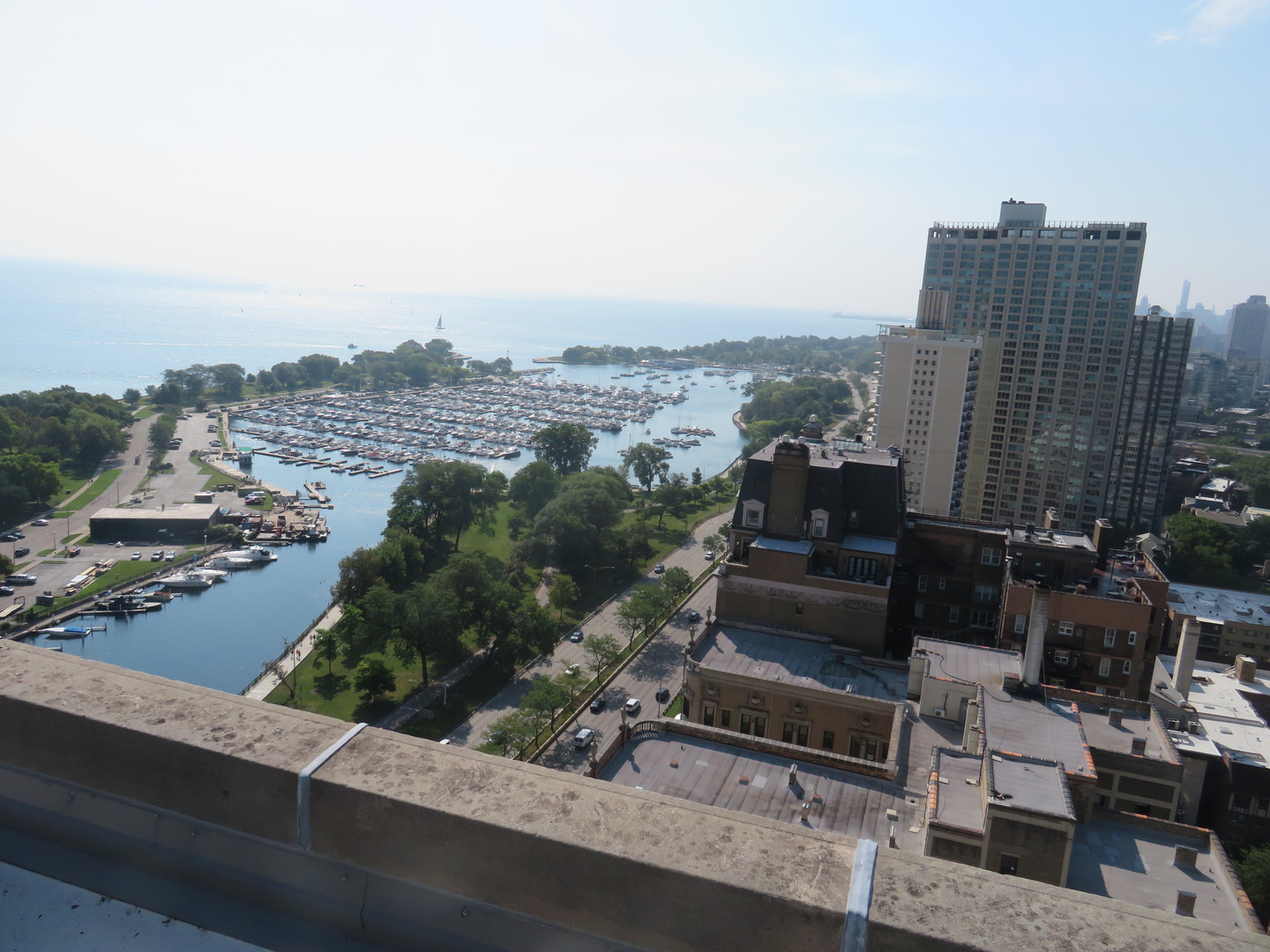 3550 N Lake Shore Drive #413, Chicago, IL 60657