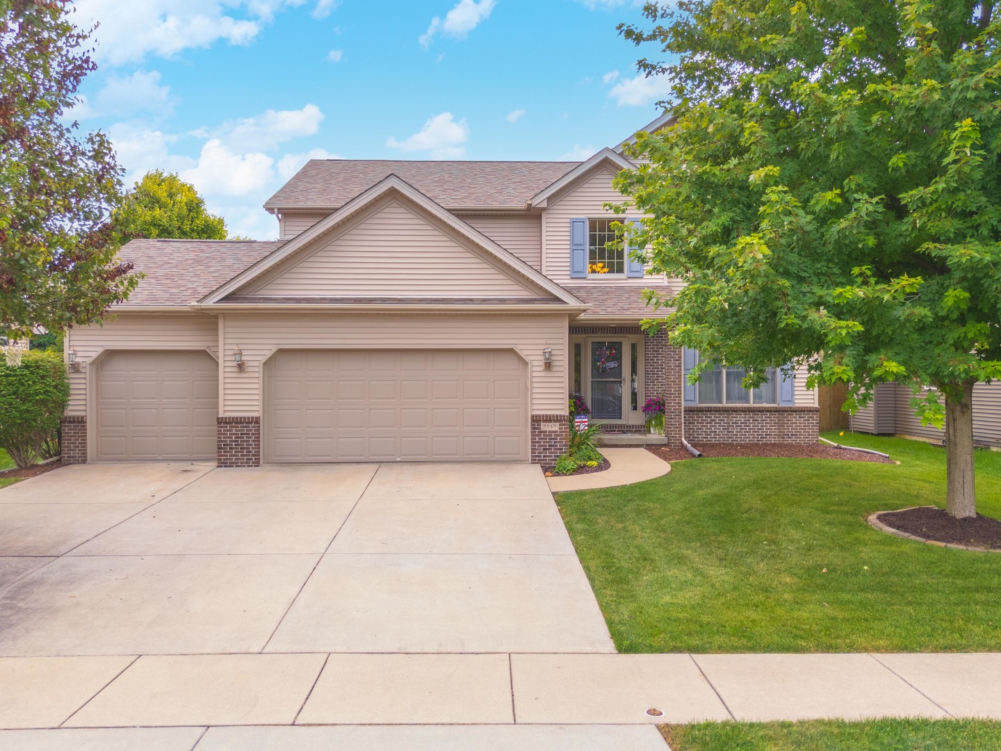 2945 Grey Hawk Drive, Normal, IL 61761