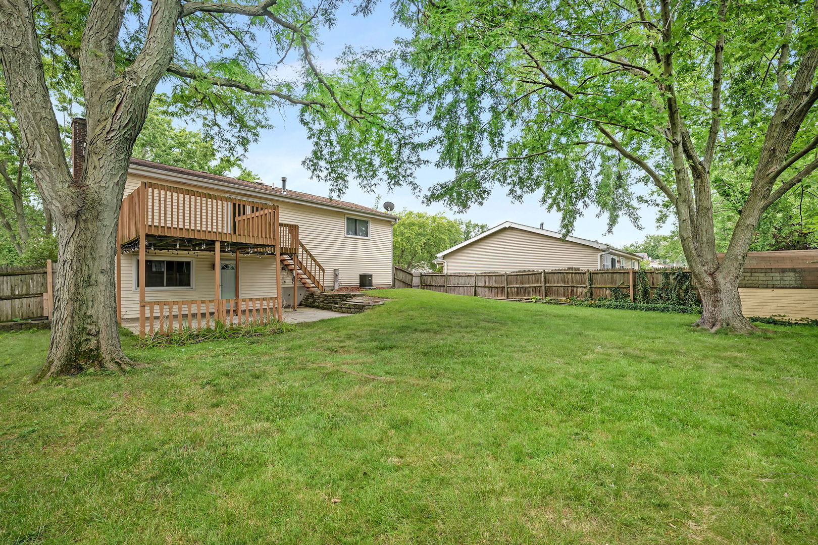 534 Cottonwood Circle, Bolingbrook, IL 60440
