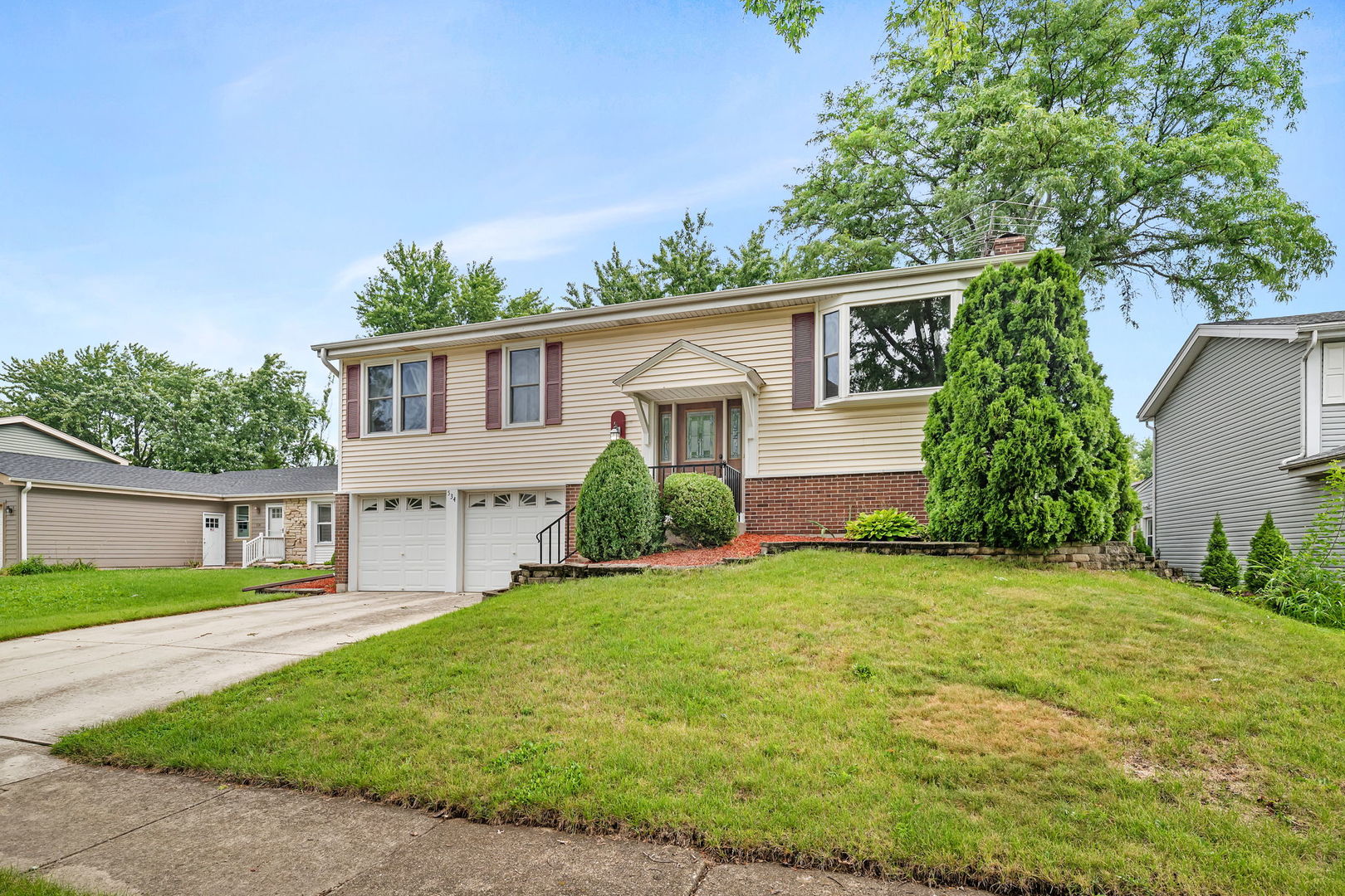 534 Cottonwood Circle, Bolingbrook, IL 60440