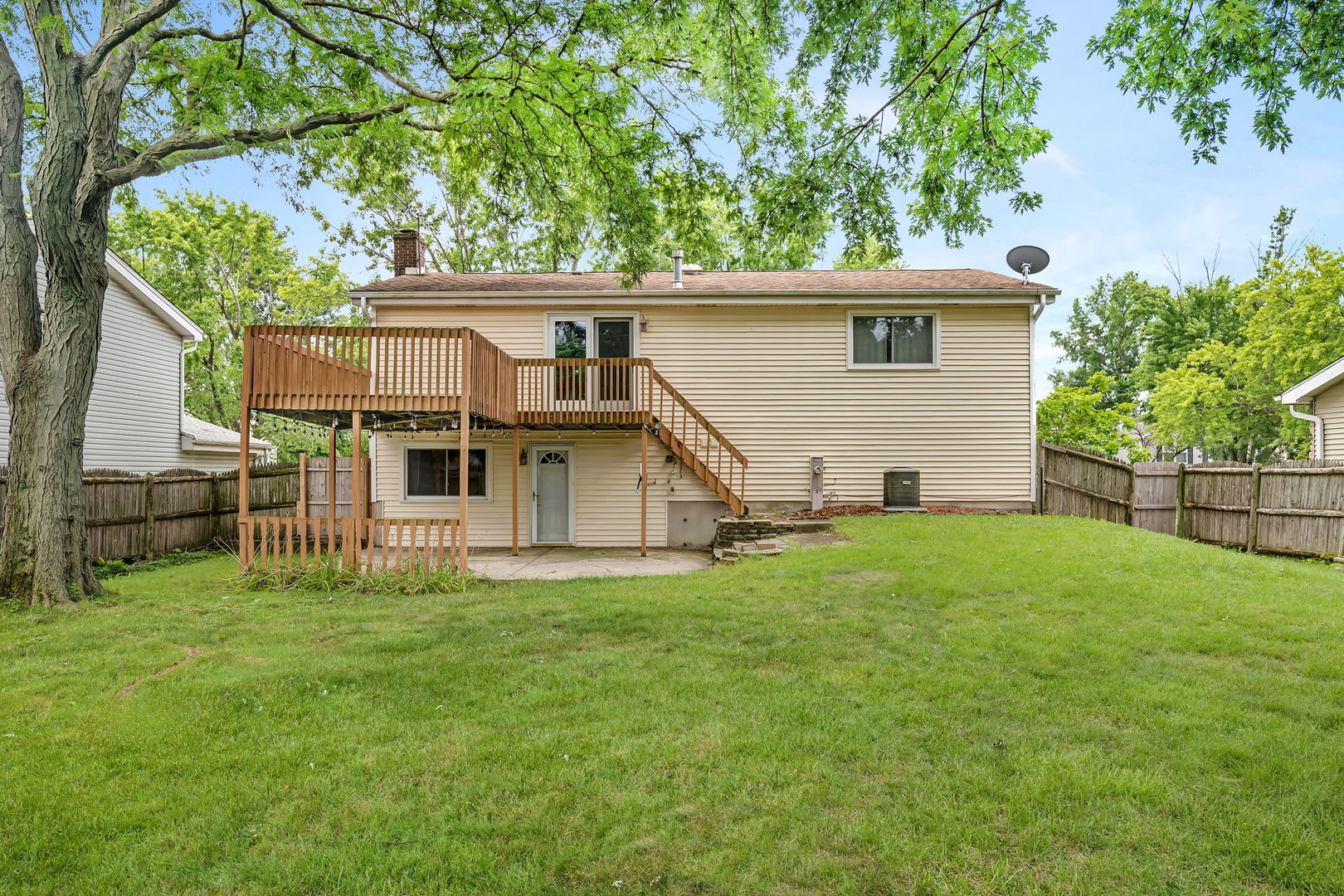 534 Cottonwood Circle, Bolingbrook, IL 60440