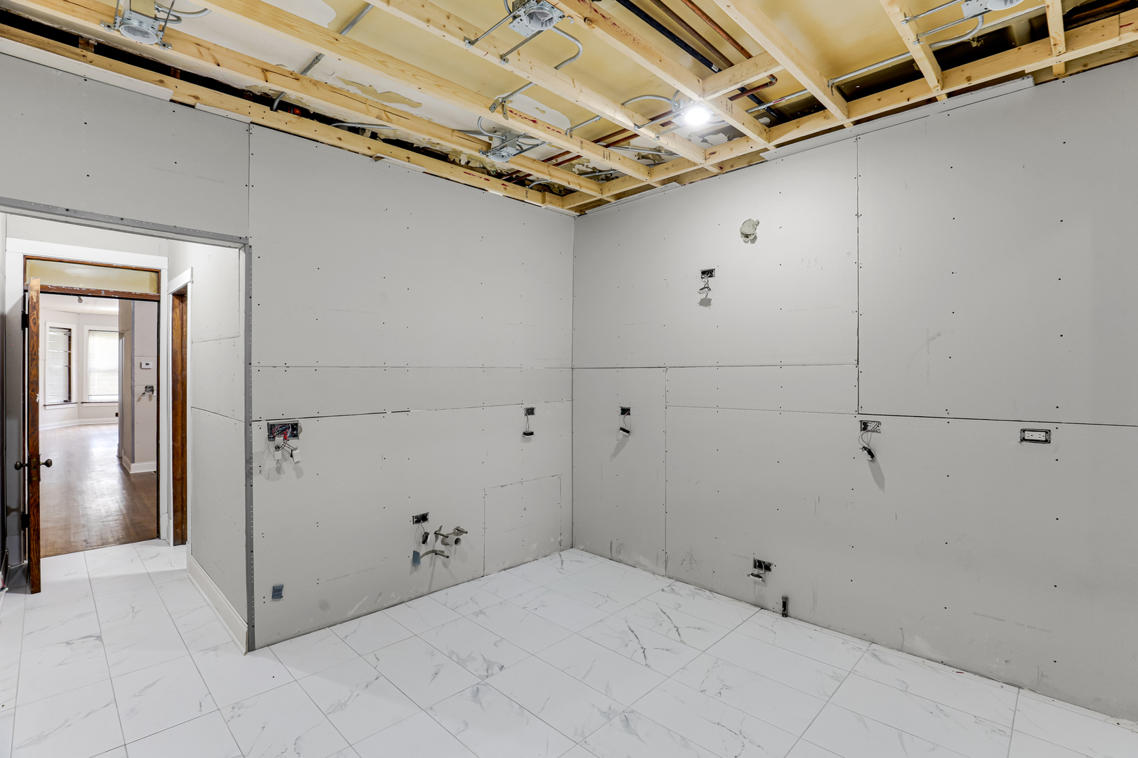 4339 W Monroe Street, Chicago, IL 60624