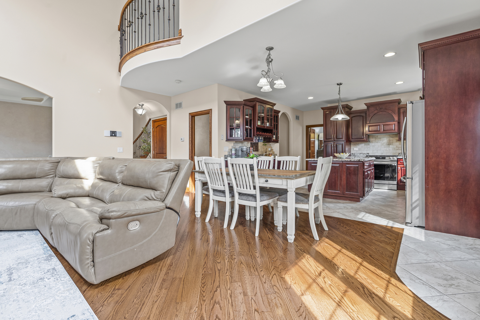 505 N Central Avenue, Addison, IL 60101