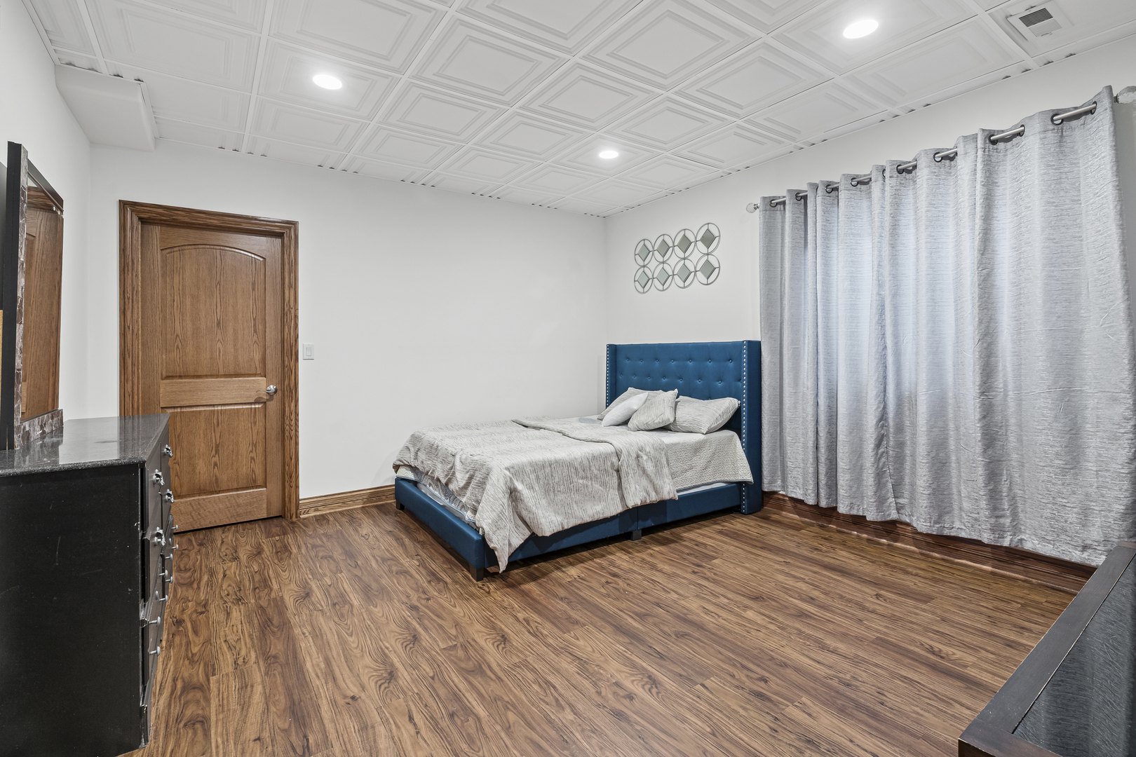 505 N Central Avenue, Addison, IL 60101