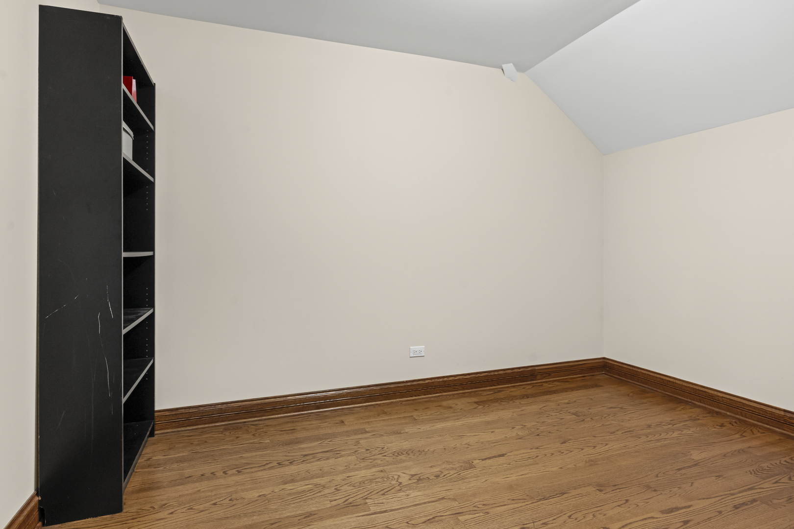 505 N Central Avenue, Addison, IL 60101