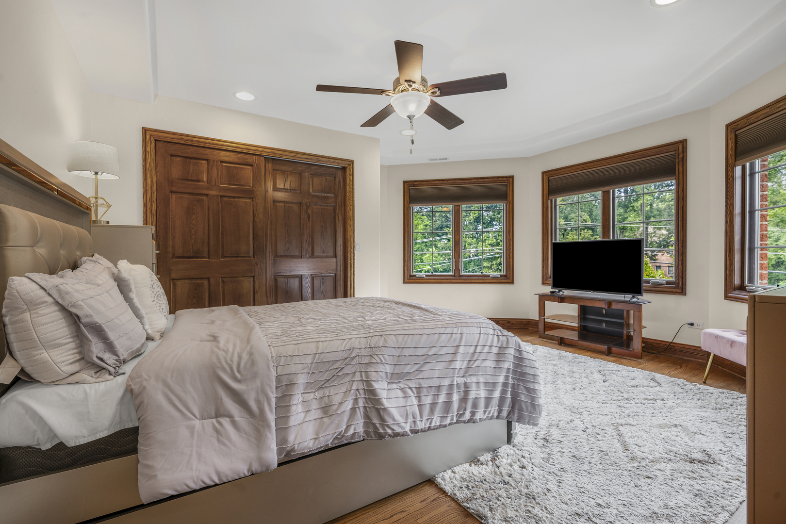 505 N Central Avenue, Addison, IL 60101