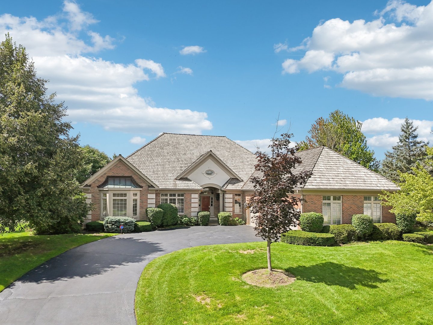 6401 Locust Lane, Libertyville, IL 60048
