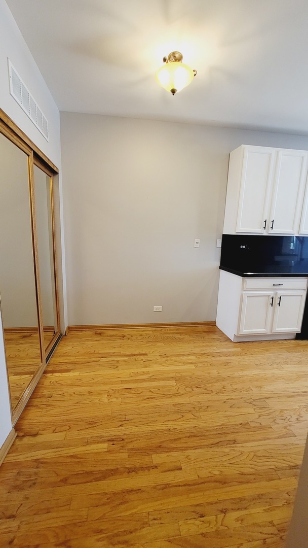 2592 Hillsboro Boulevard #2592, Aurora, IL 60503