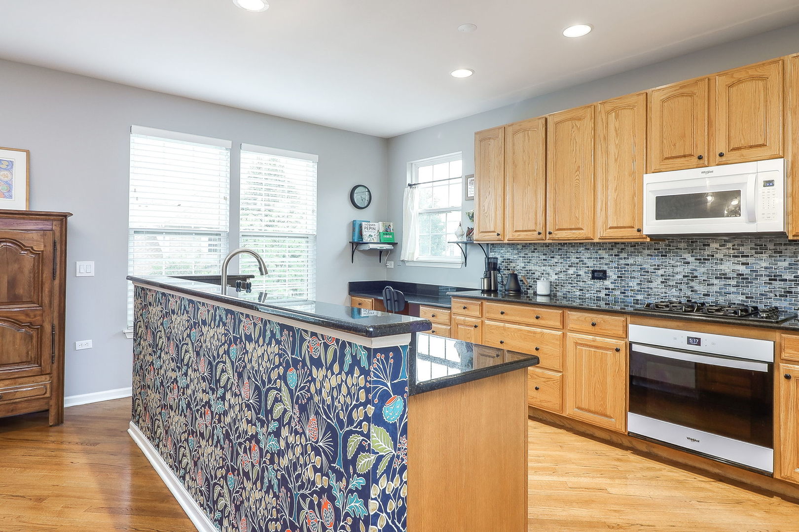 640 Belmont Lane, Carol Stream, IL 60188
