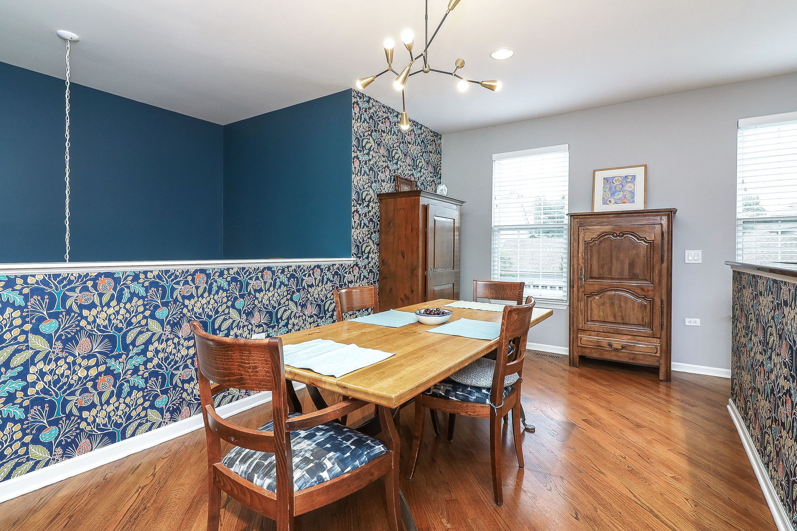 640 Belmont Lane, Carol Stream, IL 60188
