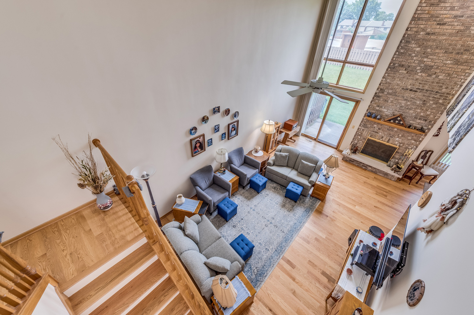 318 S Dominion Drive, Wood Dale, IL 60191