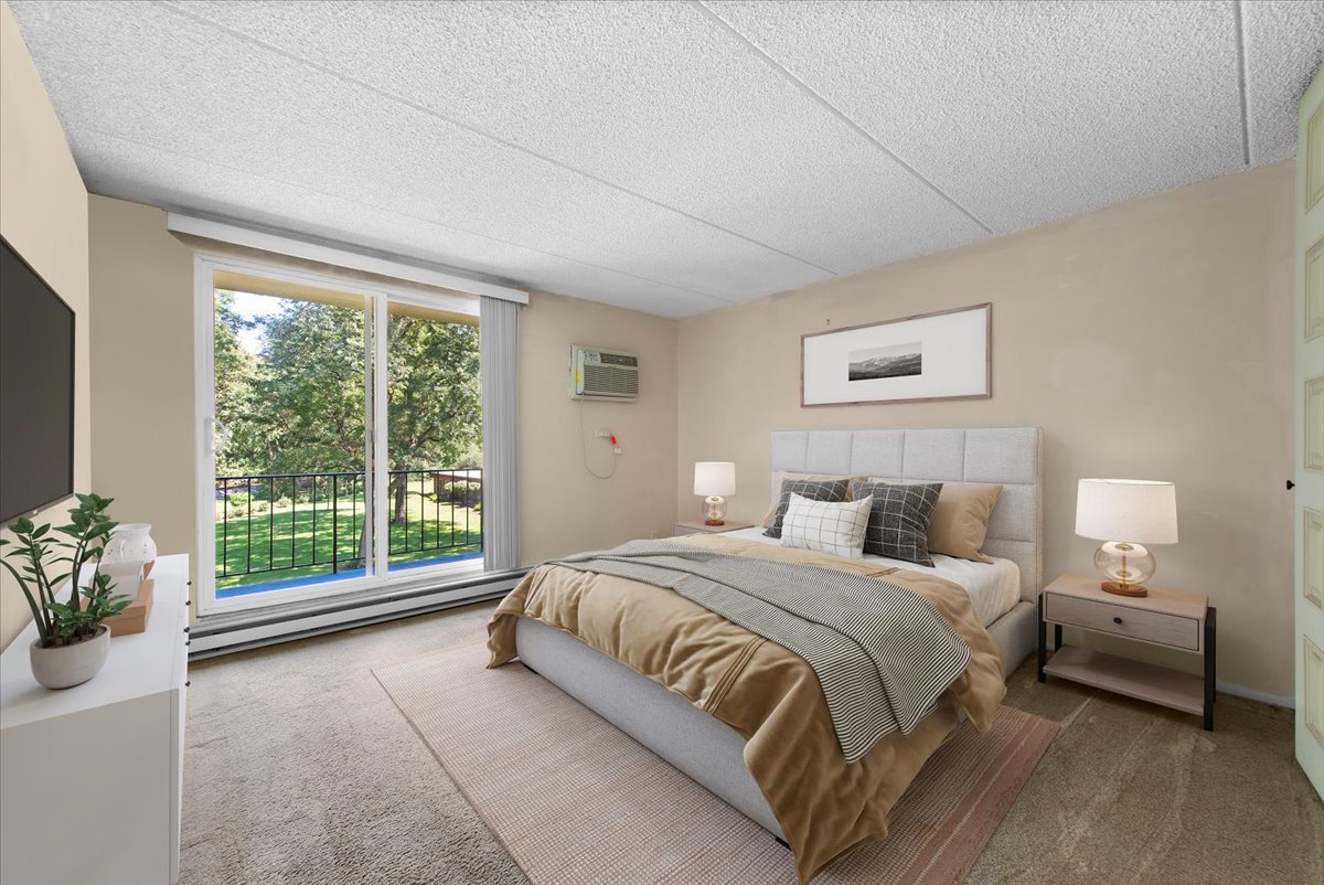 255 S West Avenue #308, Elmhurst, IL 60126