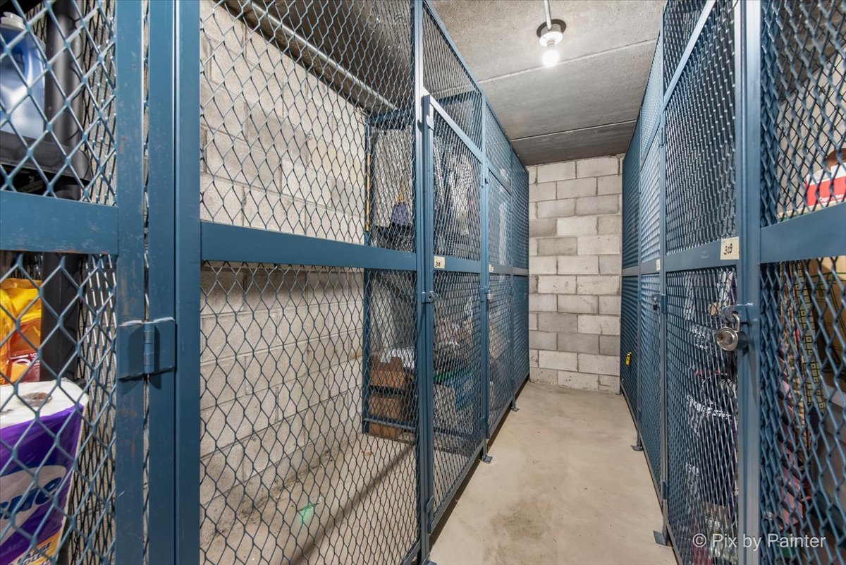 255 S West Avenue #308, Elmhurst, IL 60126