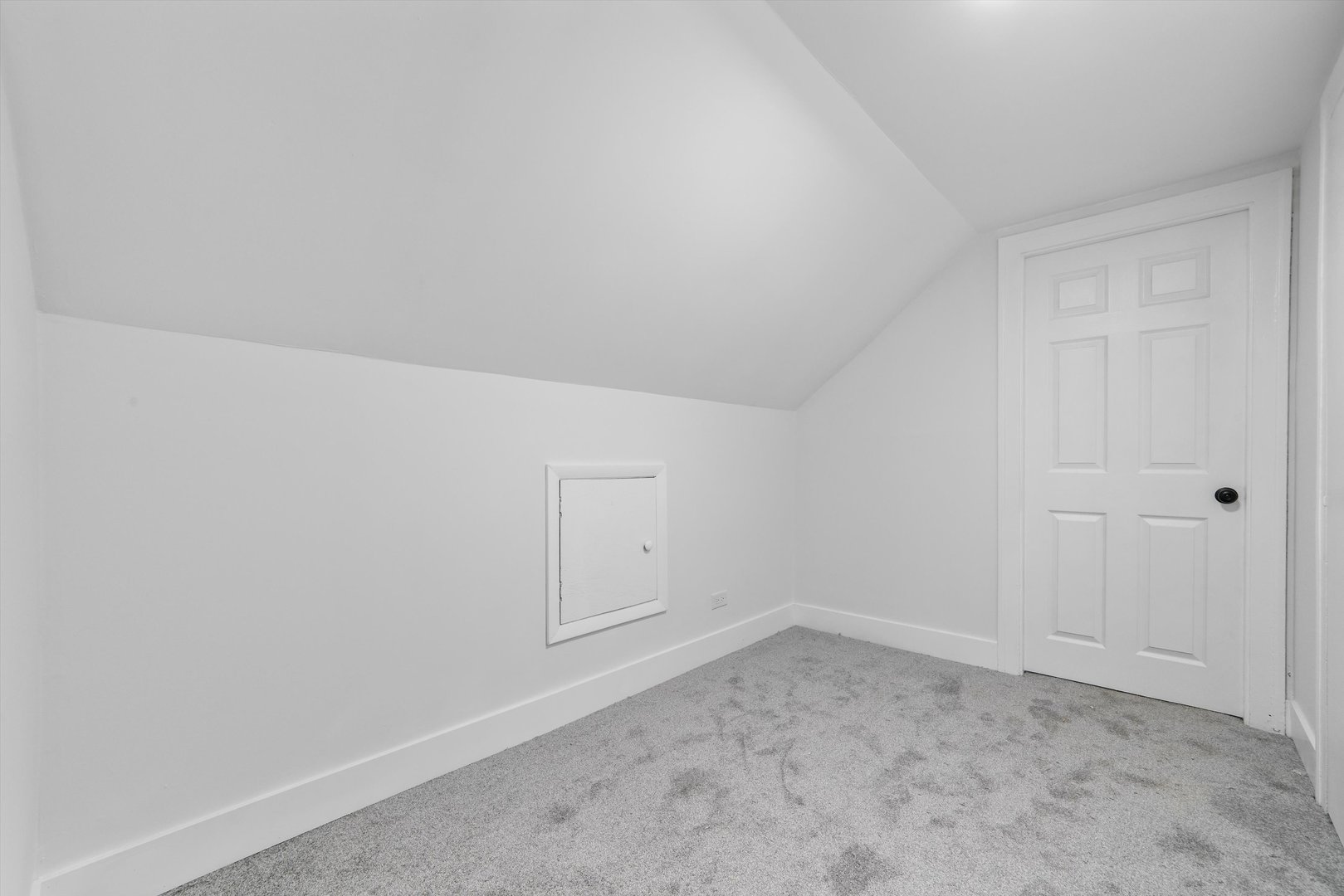 8127 S Stewart Avenue, Chicago, IL 60620
