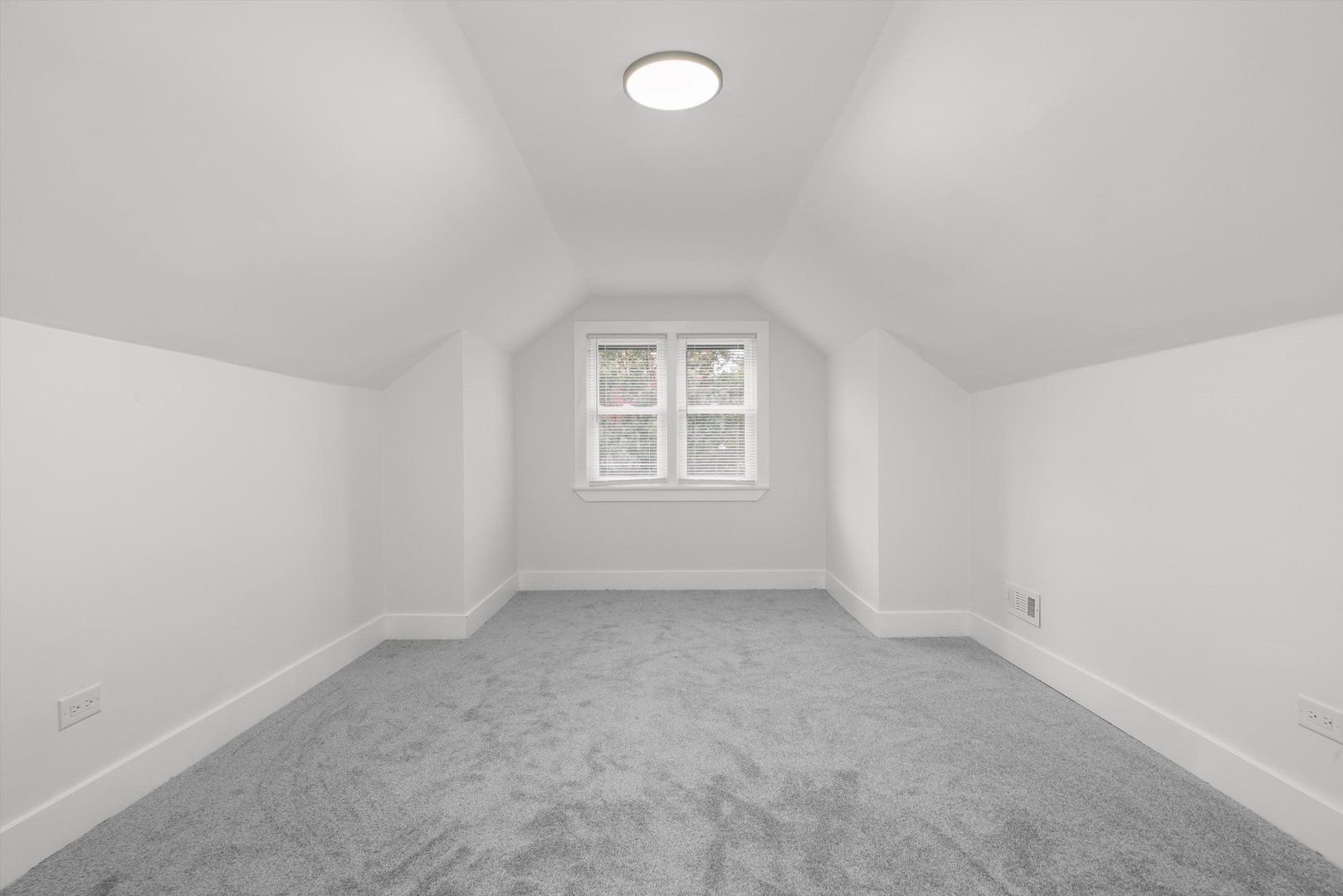 8127 S Stewart Avenue, Chicago, IL 60620
