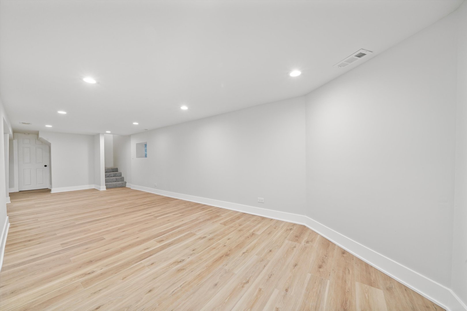 8127 S Stewart Avenue, Chicago, IL 60620