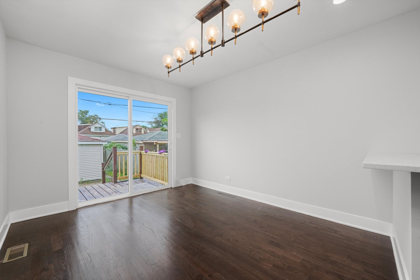 8127 S Stewart Avenue, Chicago, IL 60620