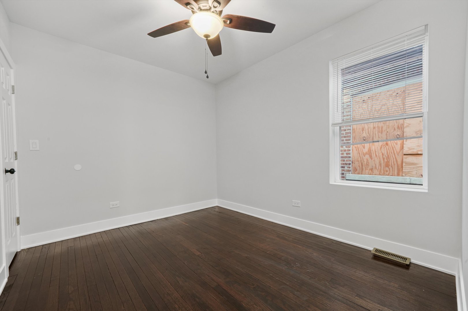 8127 S Stewart Avenue, Chicago, IL 60620