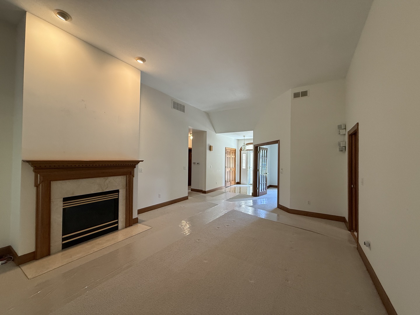 893 S Oakland Avenue, Forsyth, IL 62535