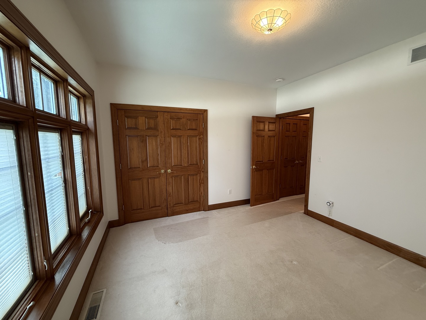 893 S Oakland Avenue, Forsyth, IL 62535