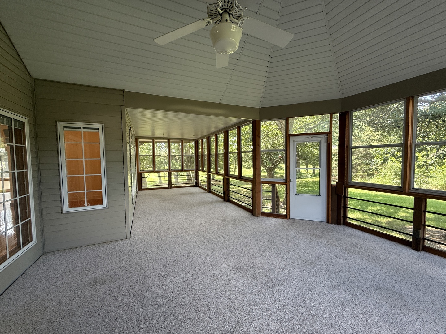 893 S Oakland Avenue, Forsyth, IL 62535