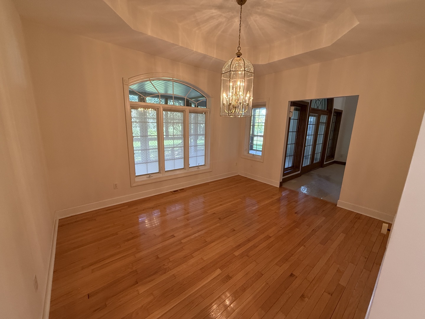 893 S Oakland Avenue, Forsyth, IL 62535
