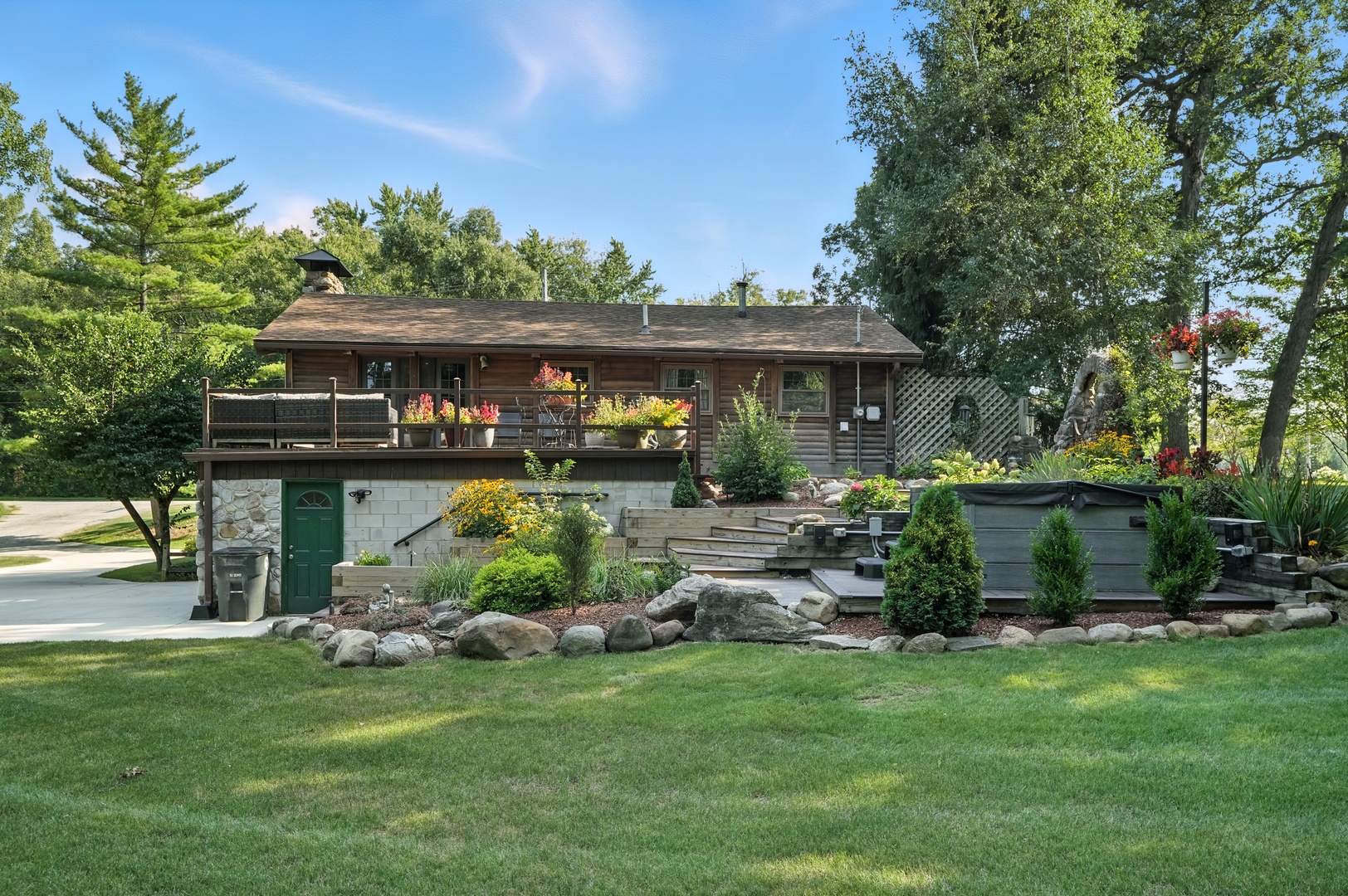 600 W 10th Street, Hobart, IN 46342