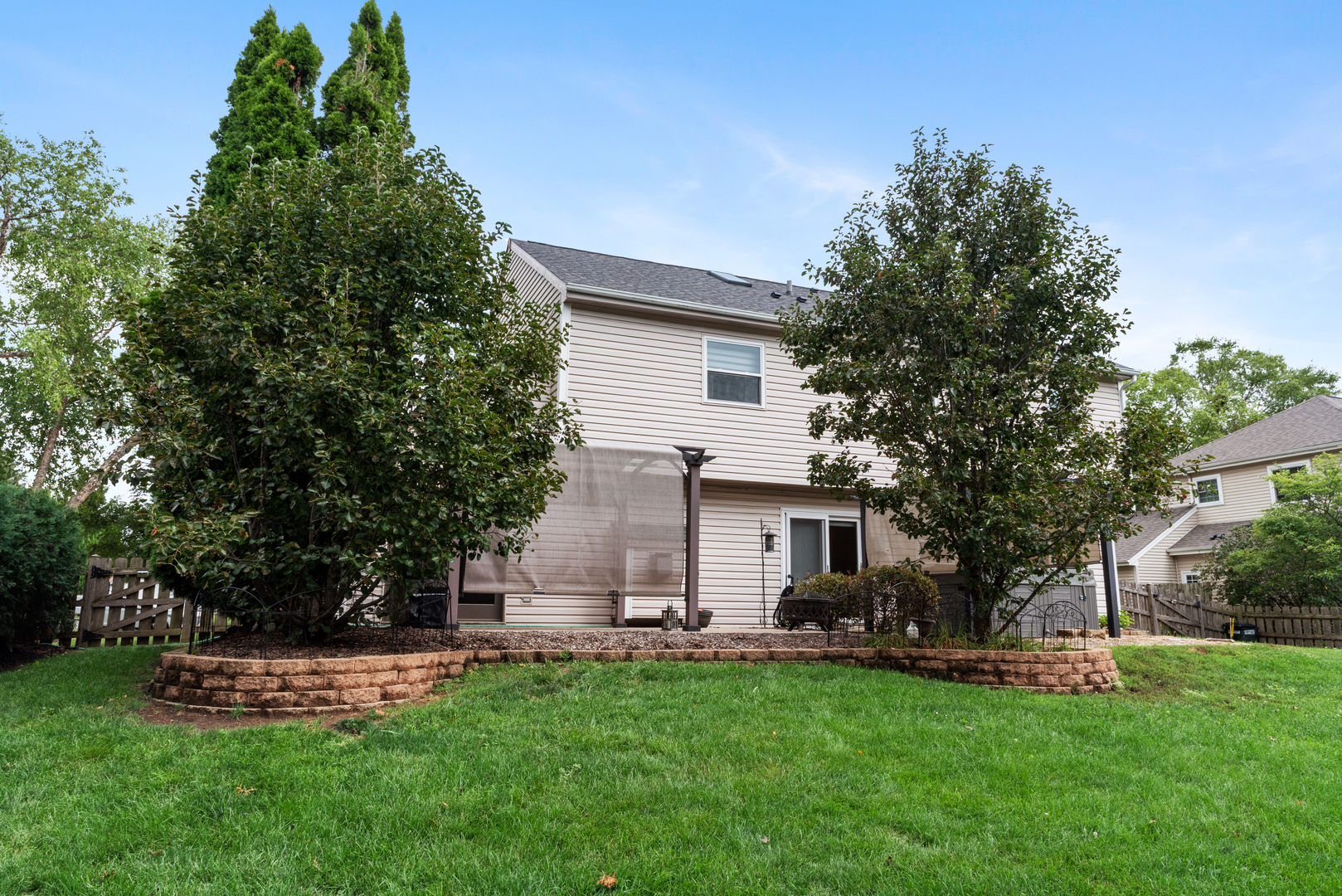 496 Edinburgh Lane, West Dundee, IL 60118